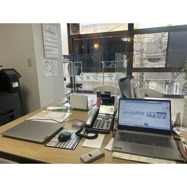 事務所内　6.1.30